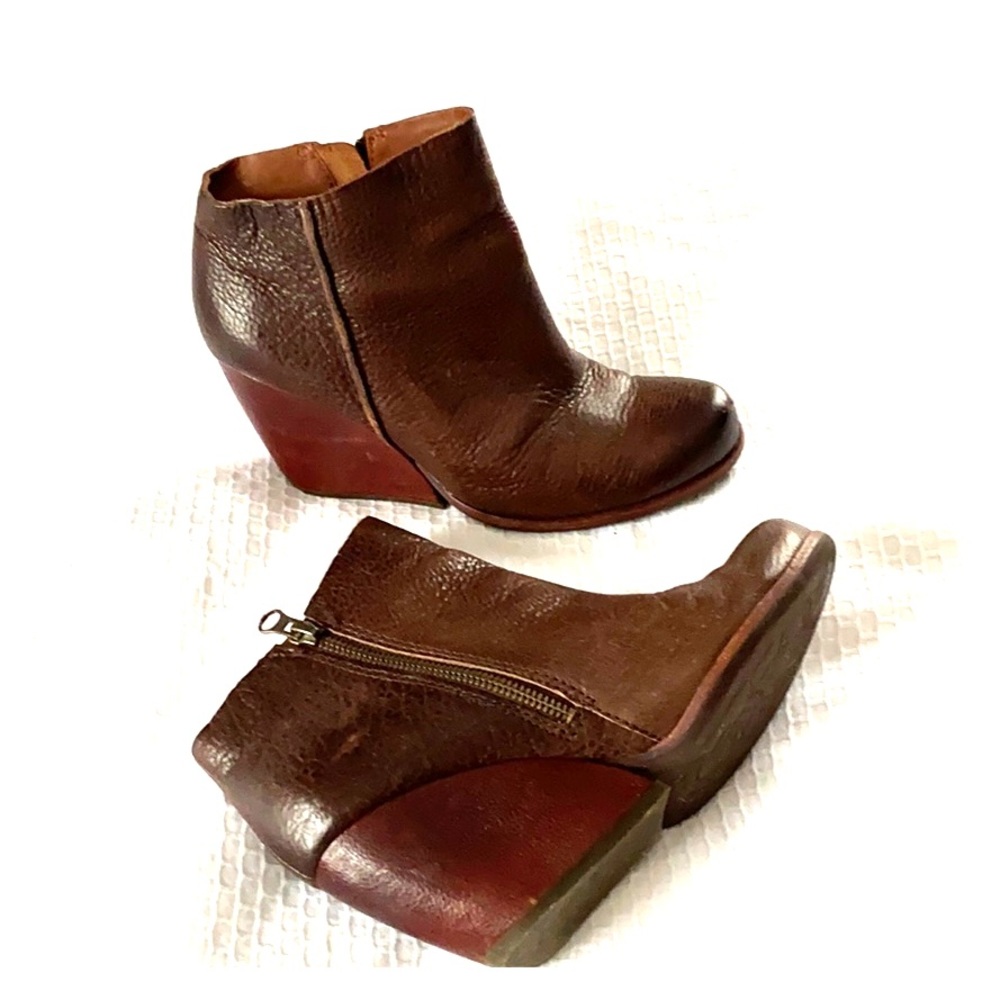 Brown leather split sole wedge booties